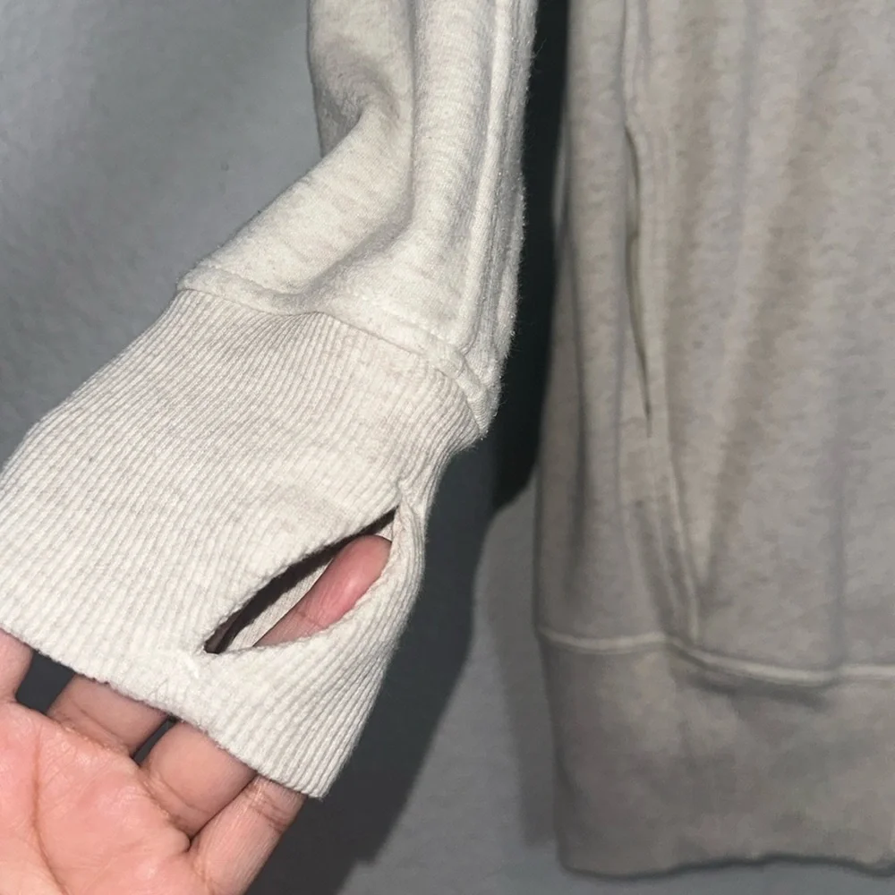 Athleta Triumph Women's Size XSmall Ivory Cream Long Sleeve‎ Full Zip Hoodie